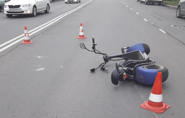 В Ужгороді водій електросамоката збив п'яного пішохода (ФОТО)
