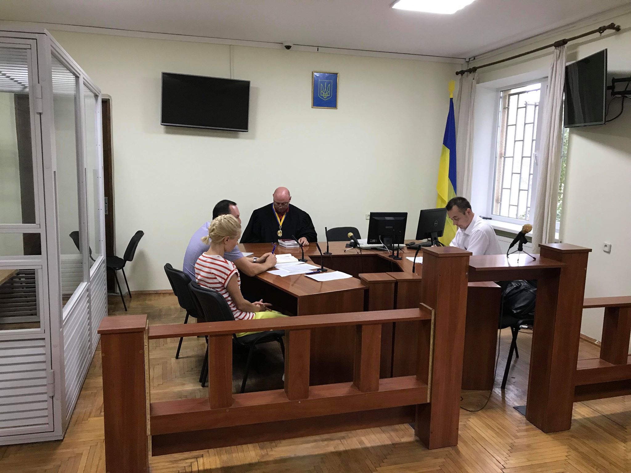 Прокуратура оскаржує домашній арешт затриманої на хабарі в Ужгороді чиновниці міськради Полтавцевої