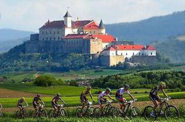 Велогонка "Три замки Закарпаття" стартує в останній день червня з Мукачева