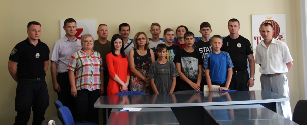 Підлітки із Луганщини приїхали в Ужгород, аби змінити погляди на життя