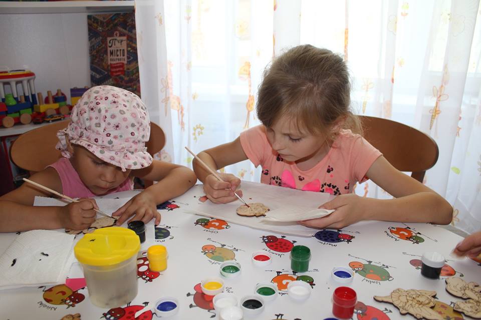 У Мукачівській дитячій лікарні облаштували ігровий куточок для онкохворих дітей (ФОТО)