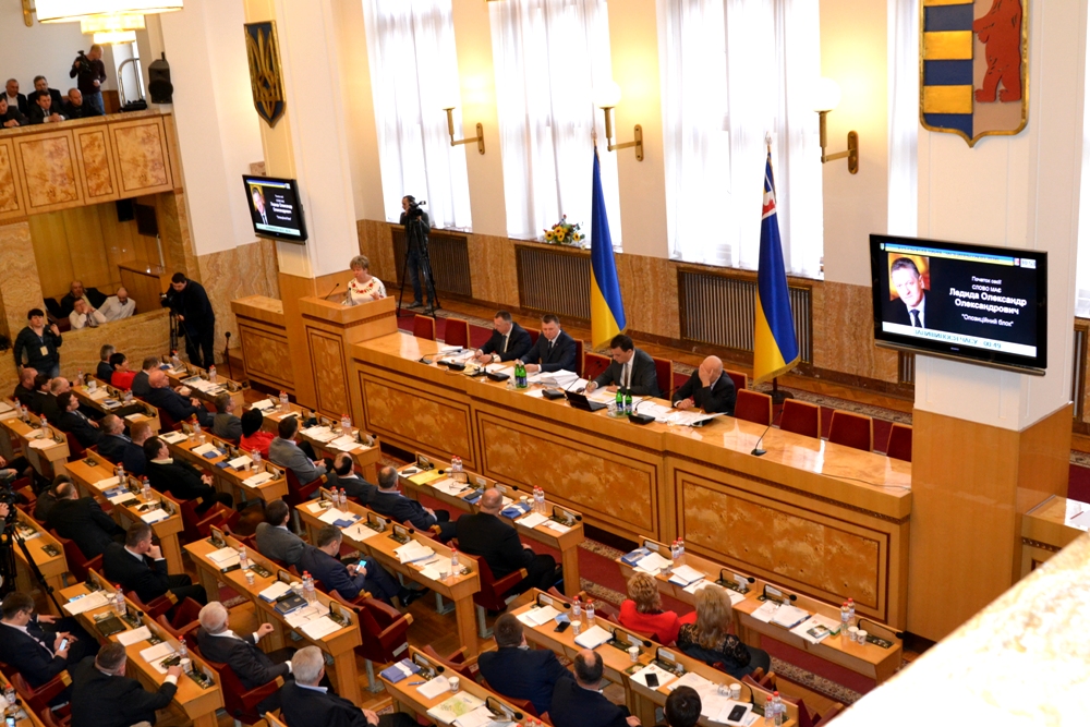 Депутати Закарпаття проситимуть парламент заборонити використання поліетиленових пакетів в Україні