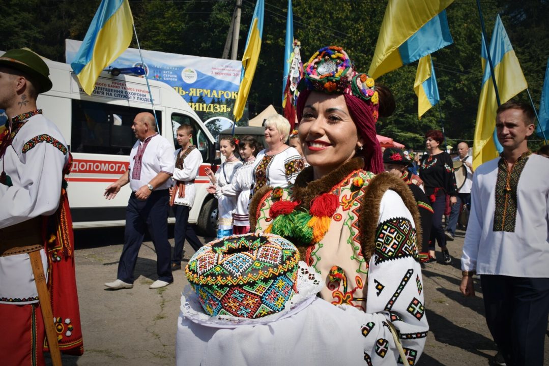 У Рахові відбувся традиційний фестиваль-ярмарок "Гуцульська бриндзя" (ФОТО)