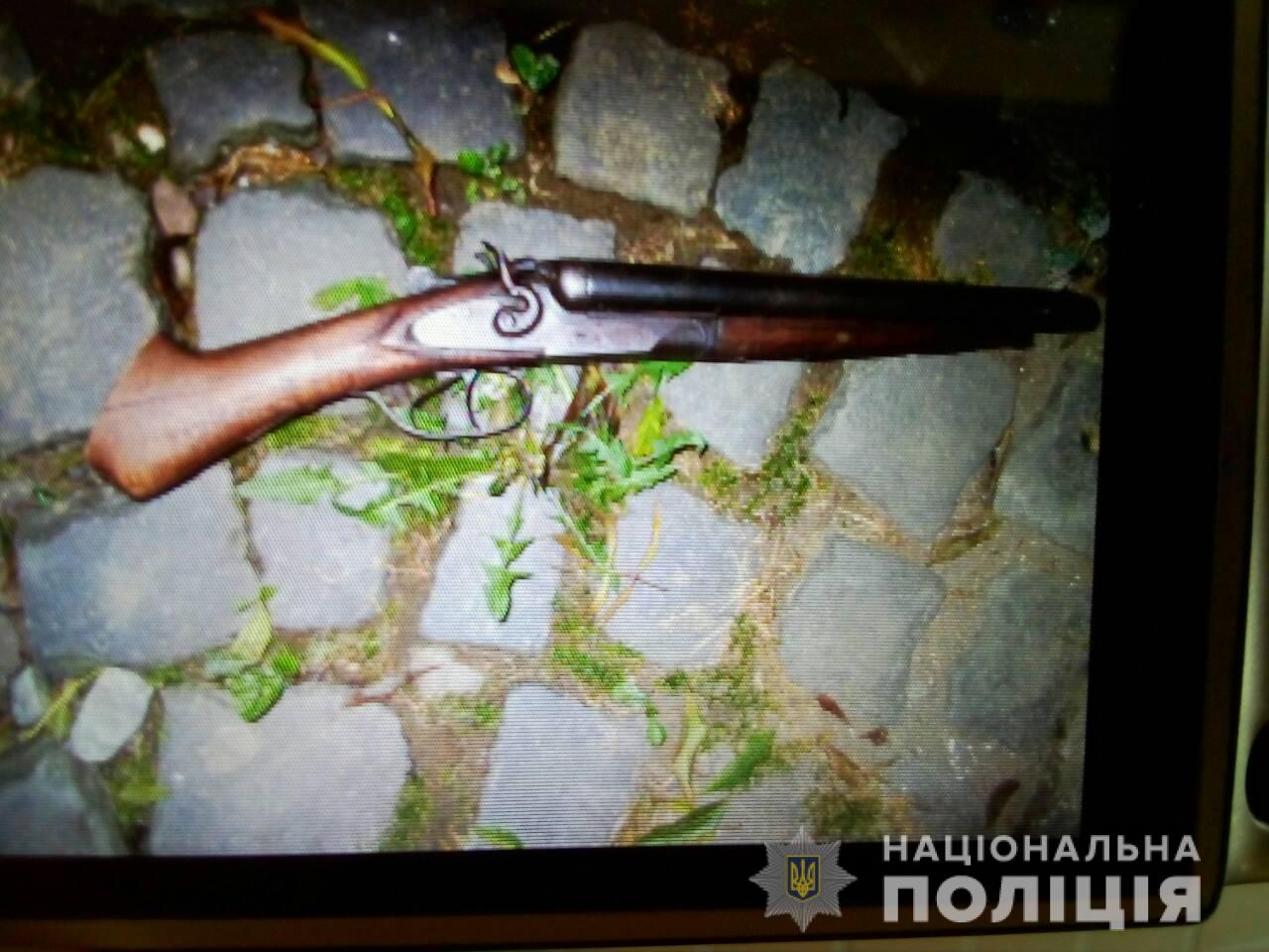 У двох мешканців Тячівщини вилучили рушниці без дозволів 