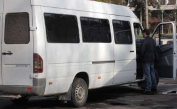 На Мукачівщині оштрафували підприємця, котрий використовував "нелегальних" водіїв для перевезень через кордон