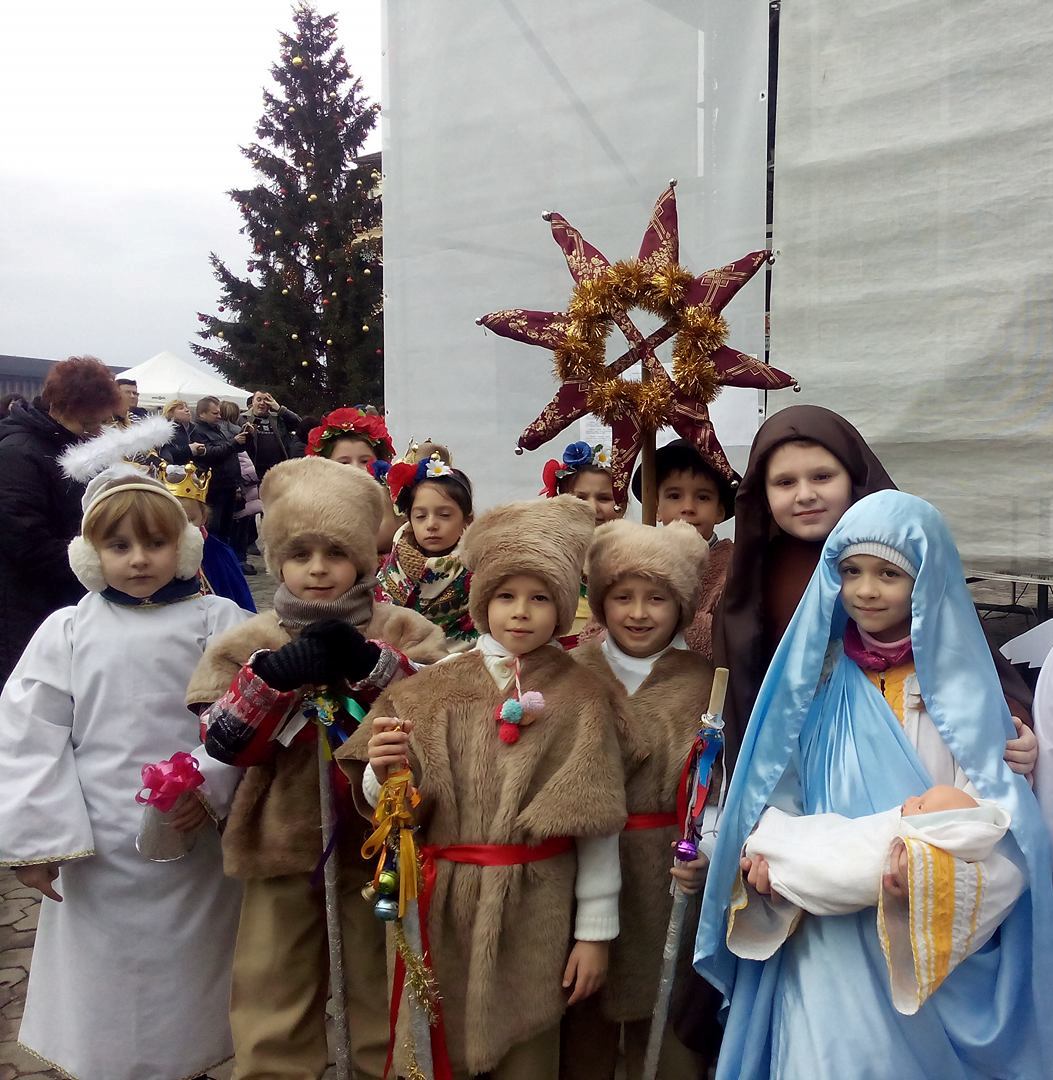 В Ужгороді охочих запрошують долучиться до всеукраїнської акції "Нова радість стала"