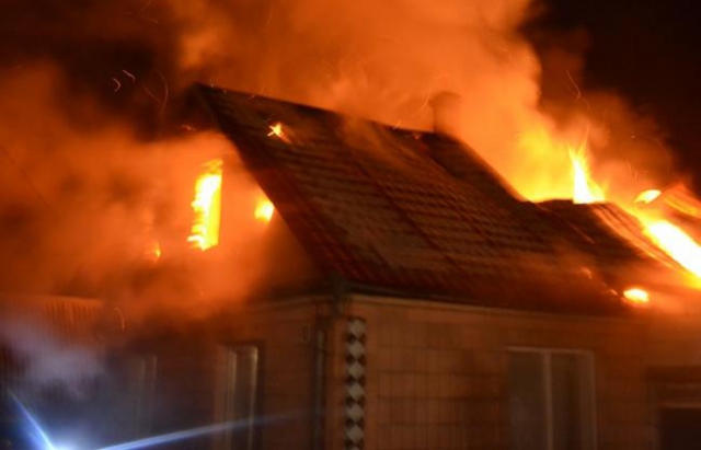 Унаслідок пожежі в Берегові загинула власниця будинку