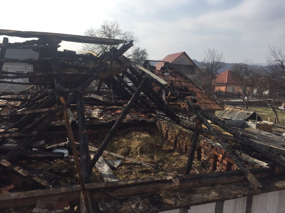 У Довгому, на Іршавщині від знищення пожежею врятували будинок (ФОТО)
