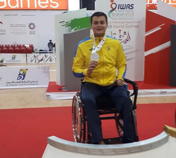 Закарпатський фехтувальник на візку виборов дві медалі на Чемпіонаті світу в ОАЕ (ФОТО)