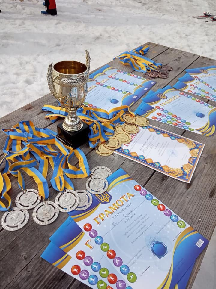 Визначено переможців фінальних змагань зі слалому серед школярів Мукачева (ФОТО)