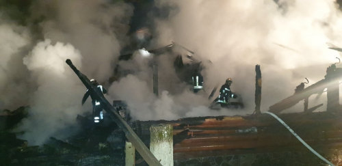 Унаслідок пожежі колиба-ресторан у Шаяні на Хустщині вигоріла дощенту (ФОТО)