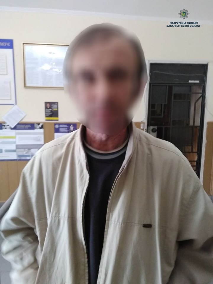 У Мукачеві затримали телефонного "мінера" АЗС (ФОТО)