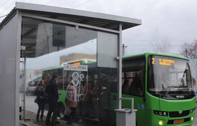 20 автобусних зупинок закупили в Мукачеві