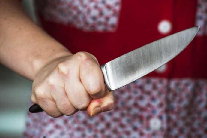 В Іршаві жінка під час сварки вдарила ножем чоловіка