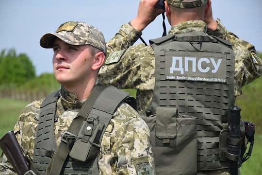 З початку року на ділянці Мукачівського прикордонного наряду втричі зросла кількість спроб переміщення зброї