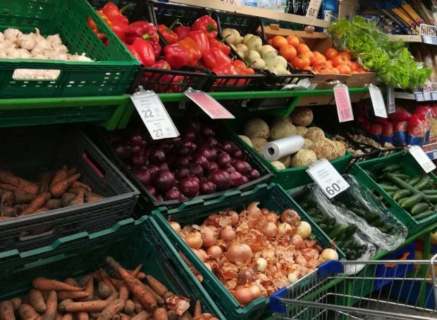 На Закарпатті в липні овочі здешевшали на 14,8%, тоді як цукор став дорожчим на 7,6%, а яйця – на 3,6%