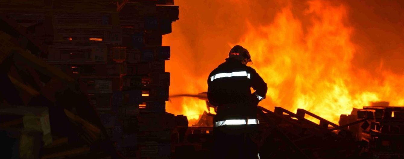 На місці пожежі у столярному цеху на Тячівщині знайшли тіло охоронця