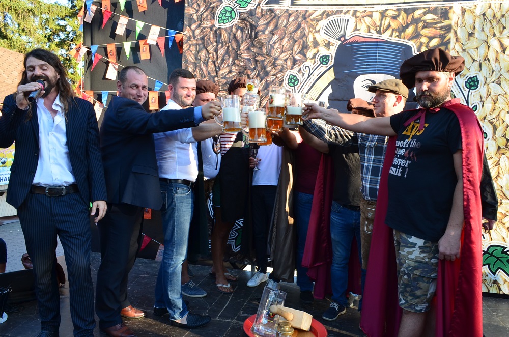 У Мукачеві урочисто відкрили фестиваль "Варишське пиво" (ФОТО)