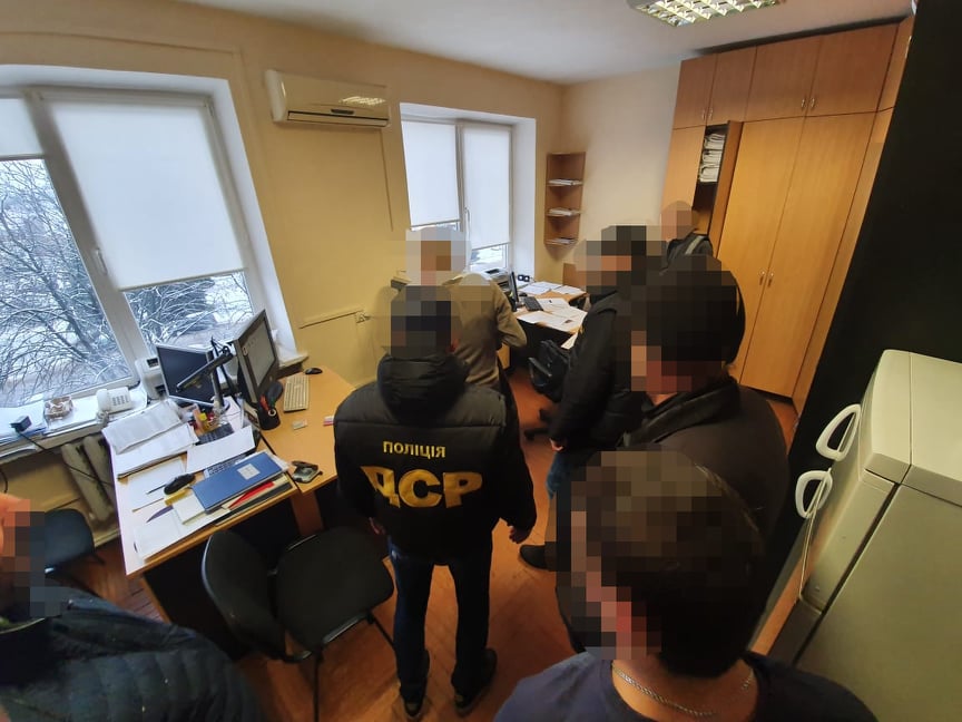 В Ужгороді викрито посадовця Управління держпраці при отриманні хабара (ФОТО)