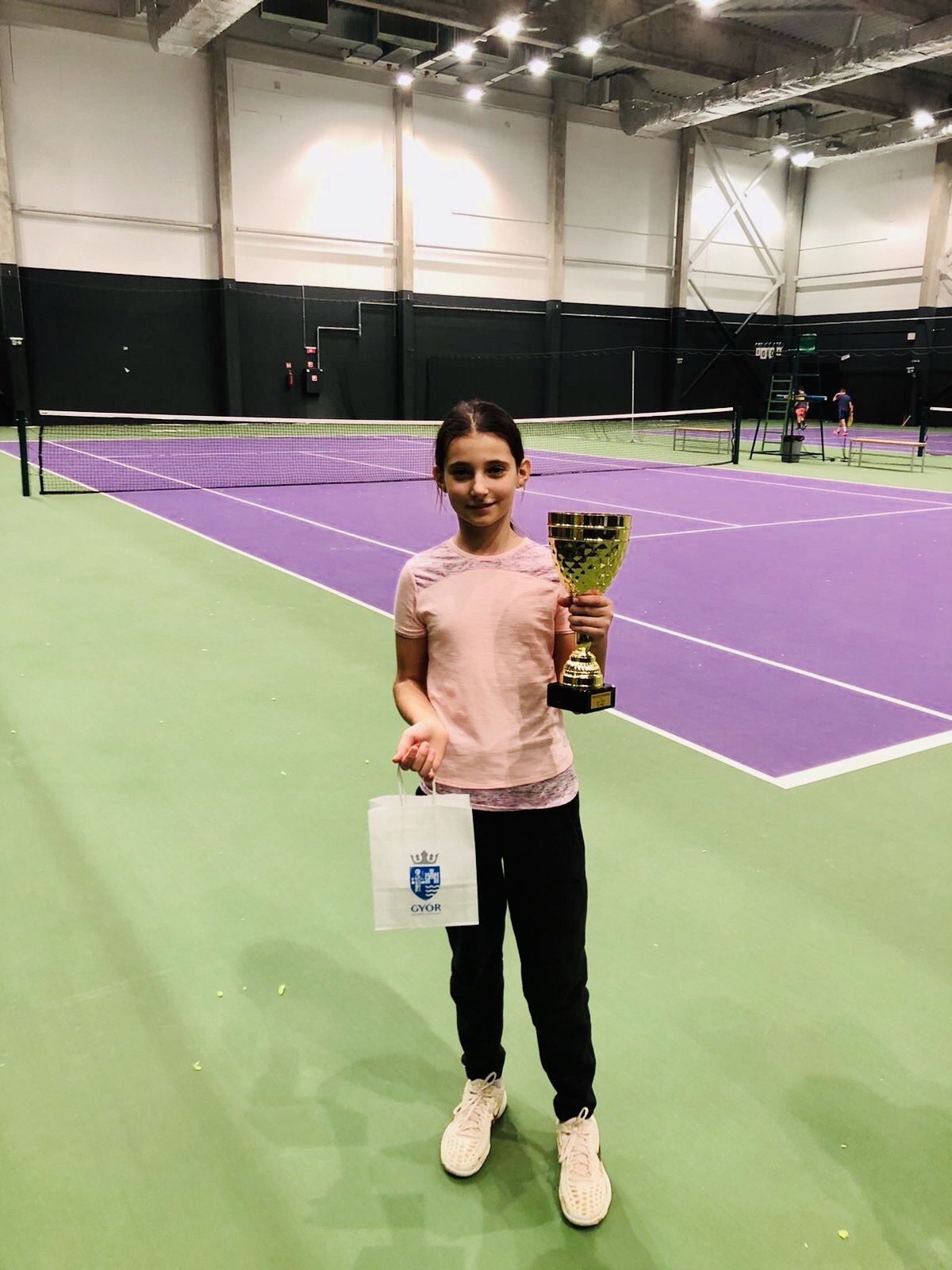 Спортсменка із Тячівщини стала "бронзовою" призеркою чемпіонату Угорщини з тенісу (ФОТО)