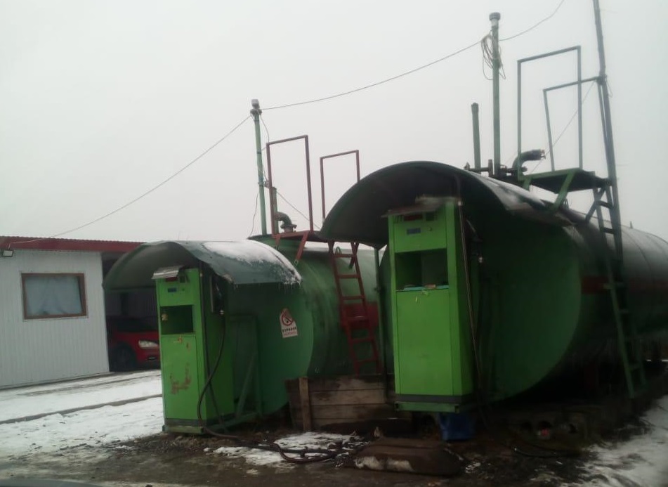 На Тячівщині демонтовано три автозаправки, що працювали без дозвільних документів (ФОТО)