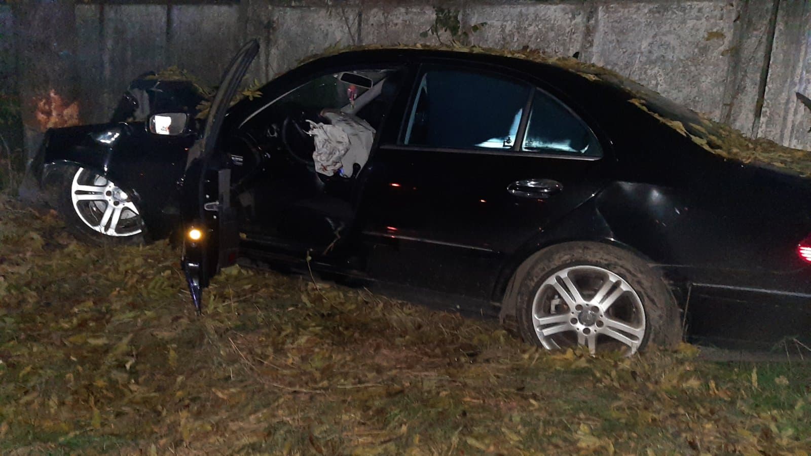 У Мукачеві жінка-водій постраждала в ДТП (ВІДЕО)