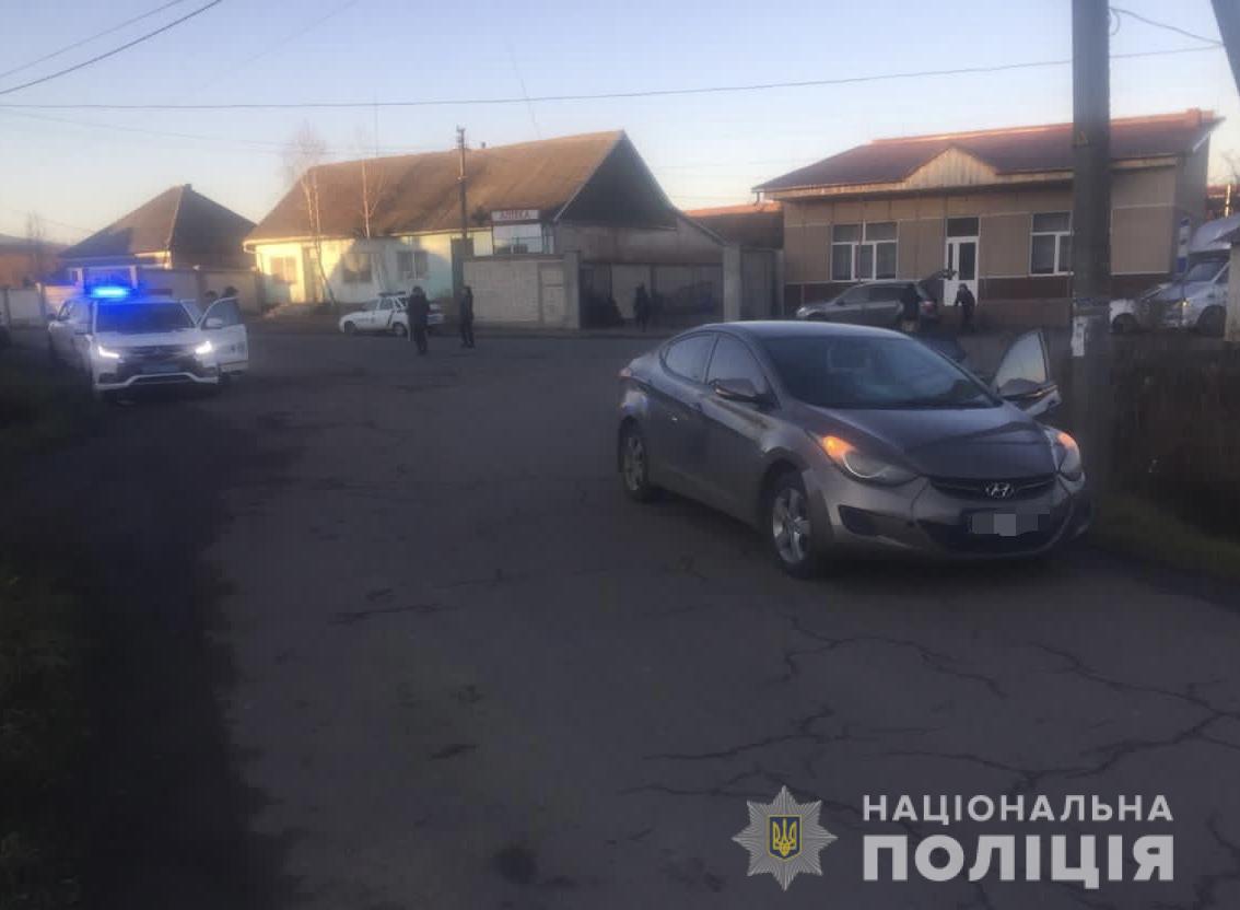 На Мукачівщині водійка на смерть збила літнього пішохода (ФОТО)