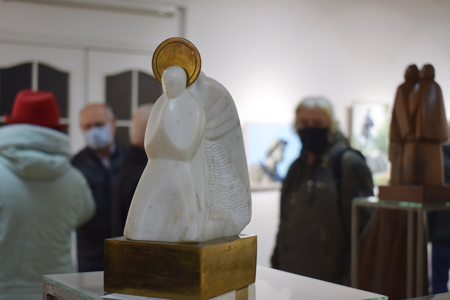 В Ужгороді відкрилася виставка до ювілею скульптора Василя Олашина (ФОТО)