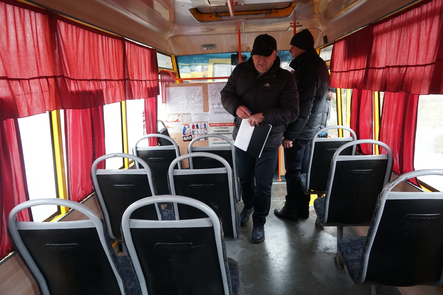 В Ужгороді рекомендували зняти з обслуговування понад 50 морально та технічно застарілих автобусів (ФОТО)