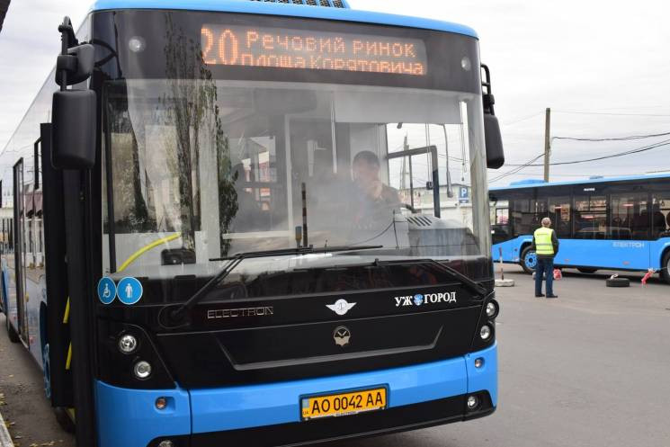 З понеділка в Ужгороді почнуть їздити муніципальні автобуси (ГРАФІК РУХУ)