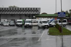 На Закарпатті мобільні групи перевірятимуть на кордоні з Угорщиною посилки заробітчан (ДОКУМЕНТ)