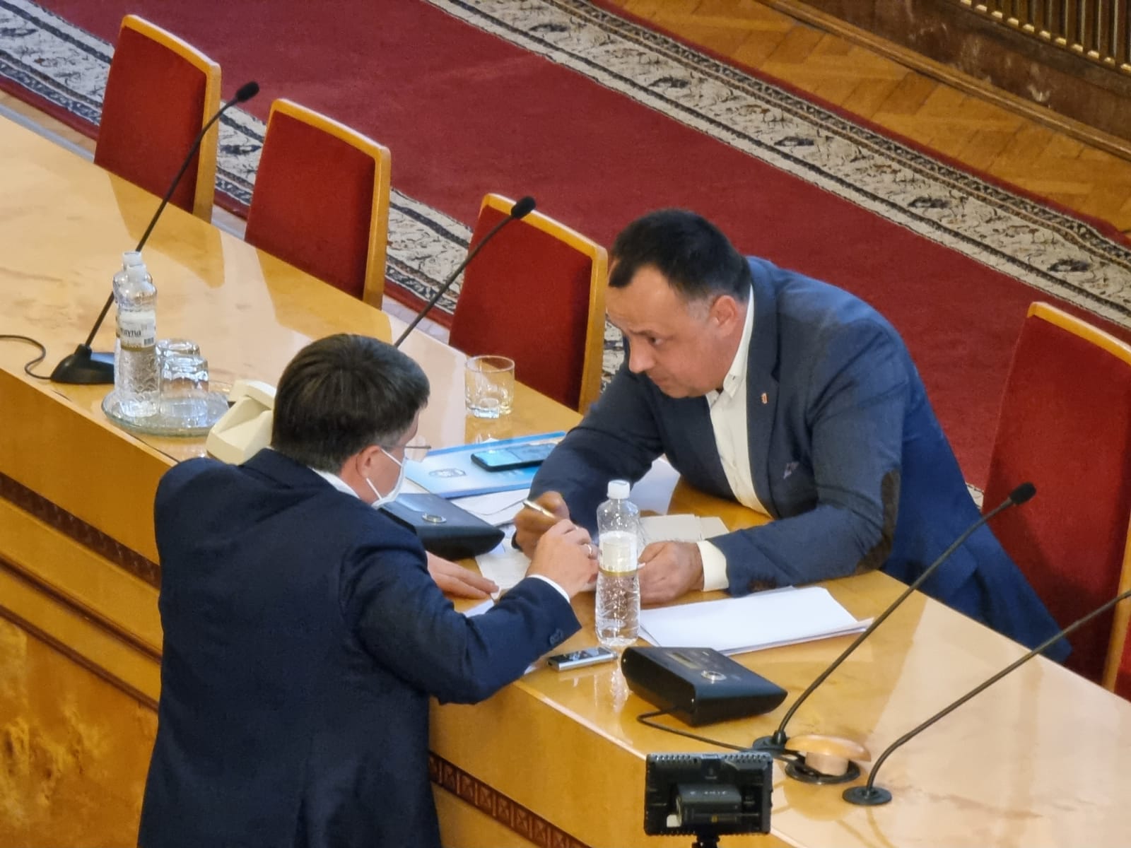 У четвер нова коаліція в Закарпатській облраді збереться за "сценарієм" нової опозиції і обере Чубірка