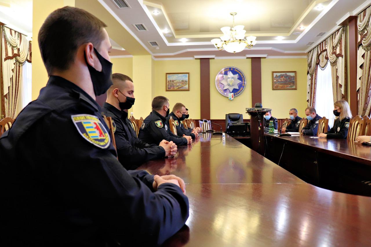 Після навчання в поліції Закарпаття розпочали службу дільничні офіцери (ФОТО)