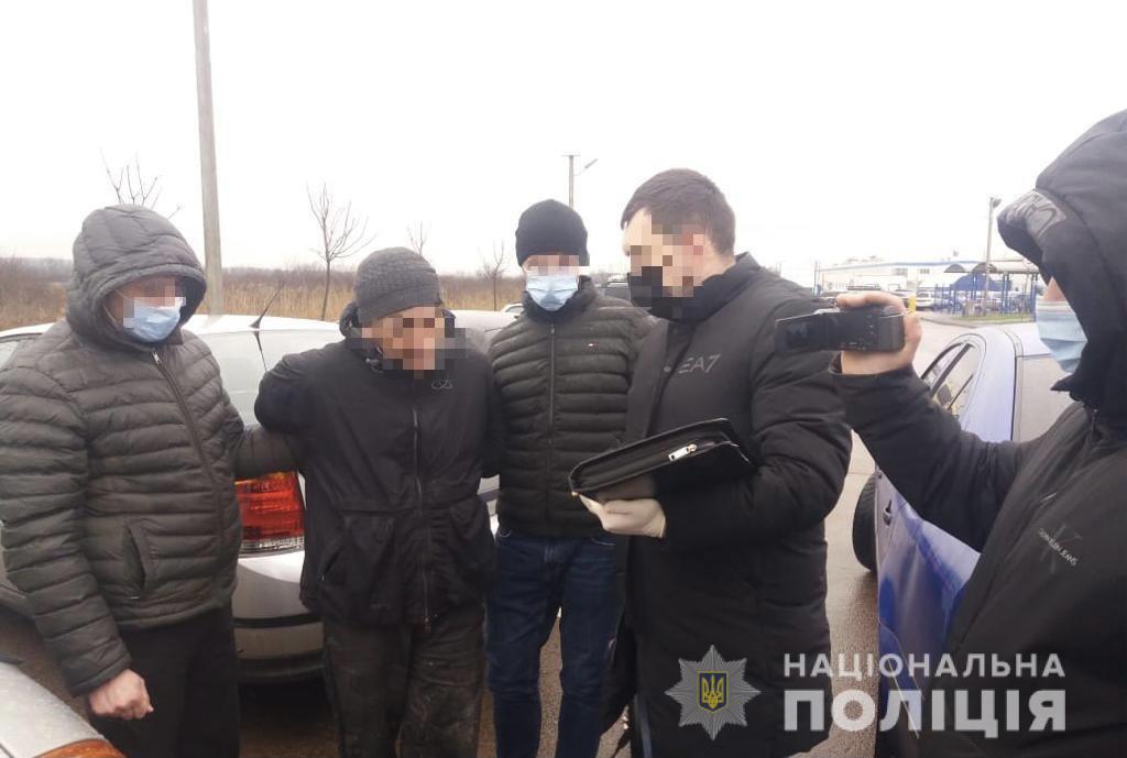 У Мукачеві під час збуту метамфетаміну затримали мешканця міста (ФОТО)