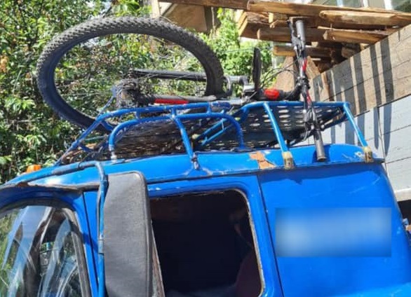 Викрадений в Ужгороді велосипед знайшли на кабіні вантажівки (ФОТО)