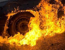 У Берегові пожежа понищила Audi 80