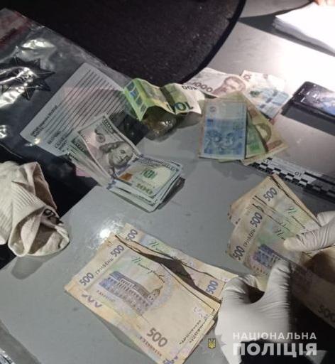 На Хустщині під час продажу марихуани затримали мешканця Копашнева (ФОТО)