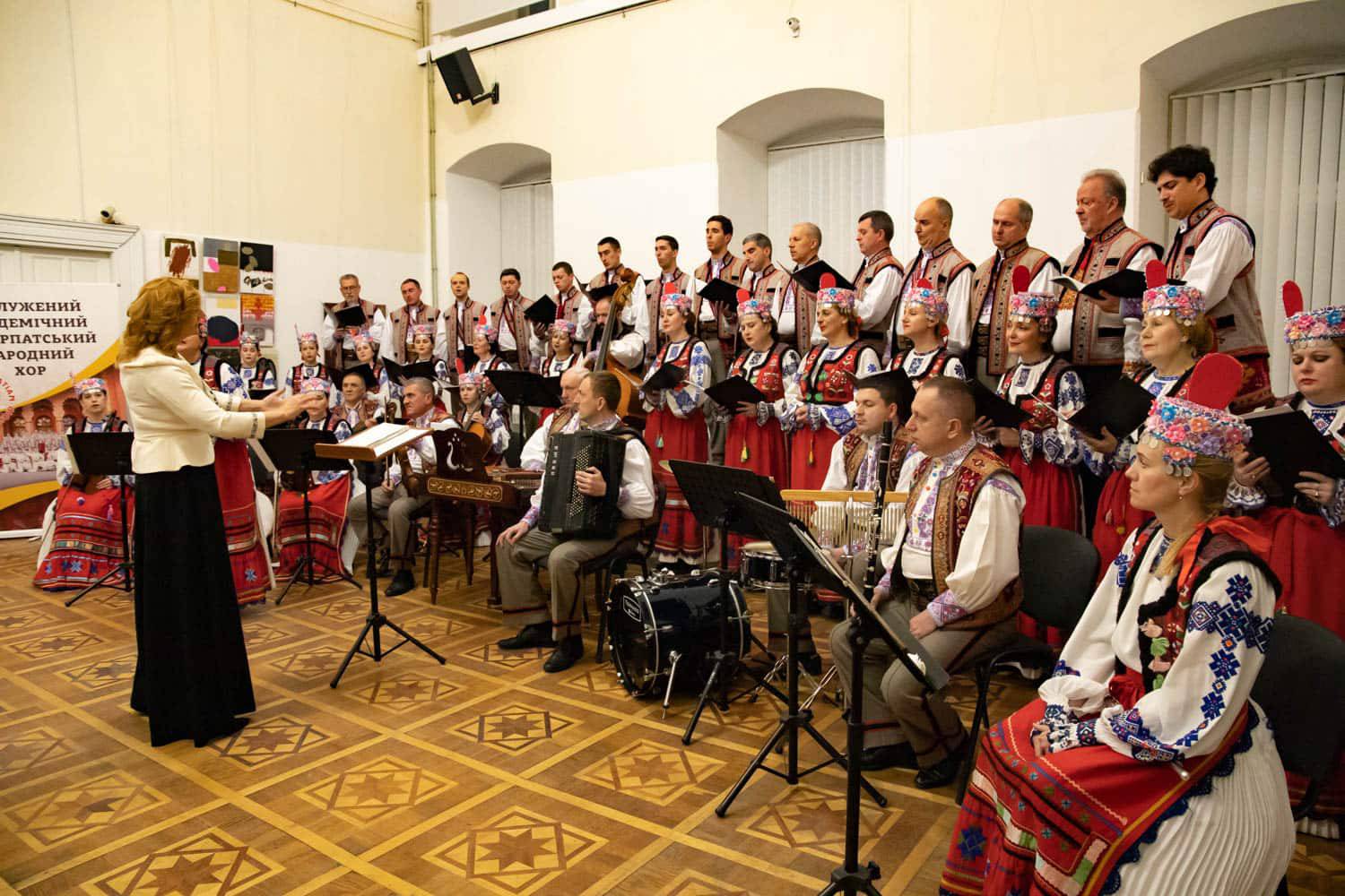 Закарпатський народний хор презентував концерт до 110-річчя від дня народження Дезидерія Задора (ФОТО)