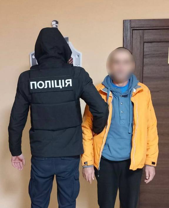 В Ужгороді затримали групу раніше судимих вуличних грабіжників (ФОТО)