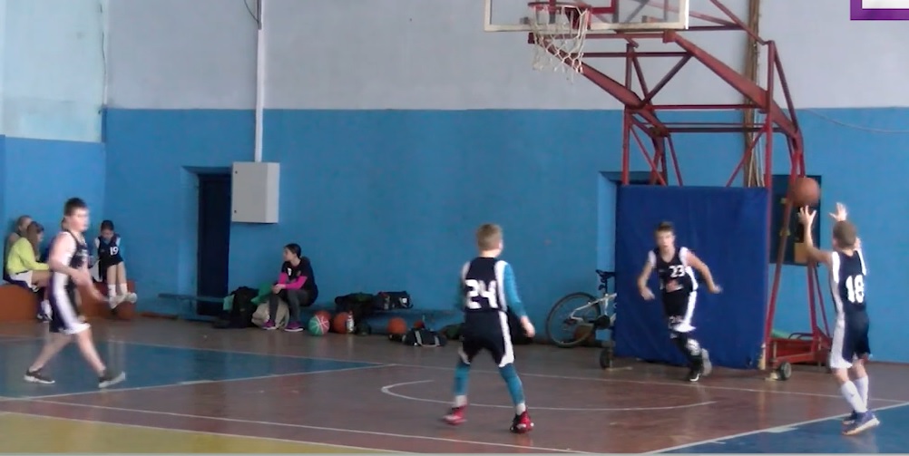В Ужгороді для дітей Харкова влаштували баскетбольний турнір (ВІДЕО)