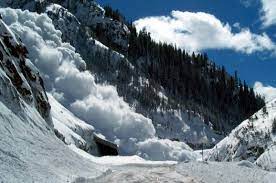 У горах Закарпаття зберігається значна сніголавинна небезпека