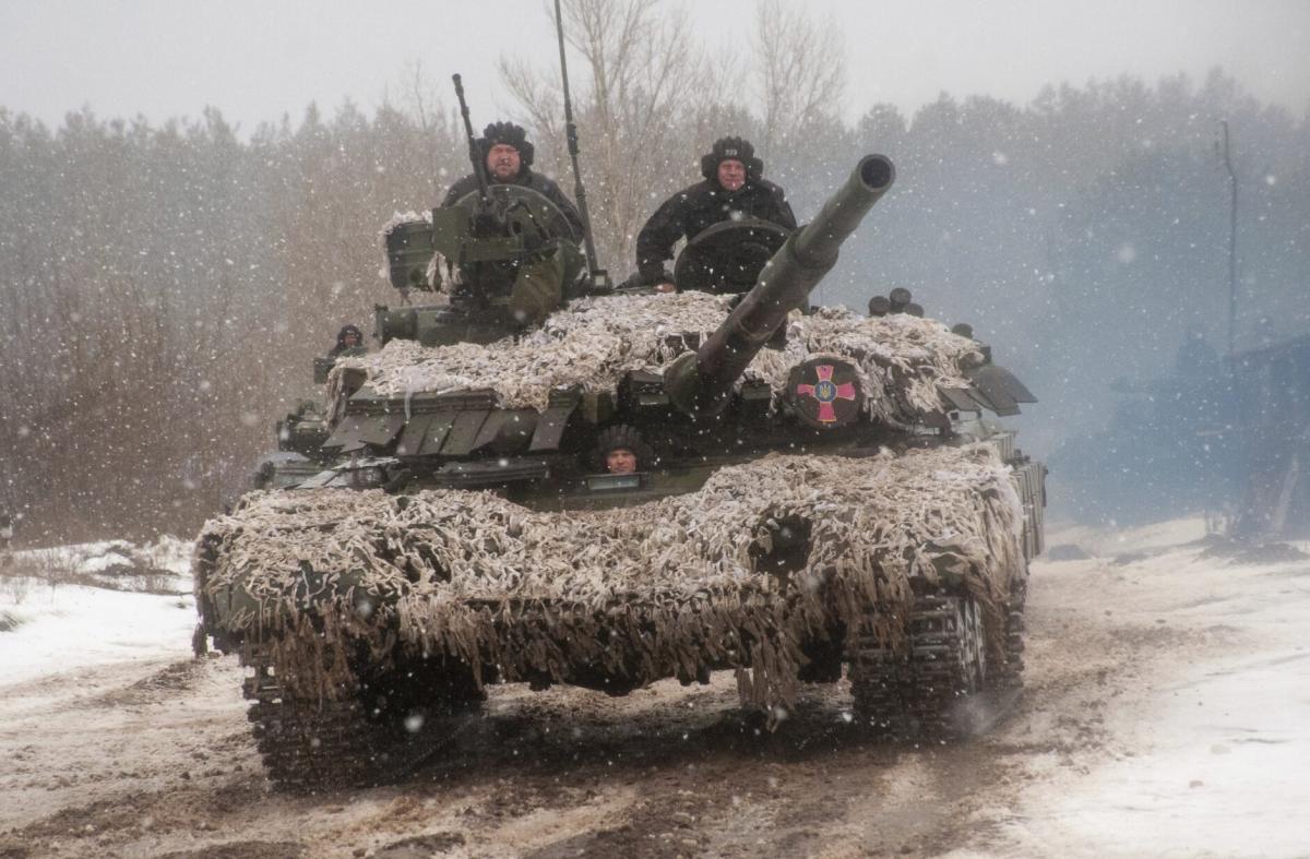 Вороги продовжують дезертирувати, а в РФ почалася нестача деталей для танків – Генштаб