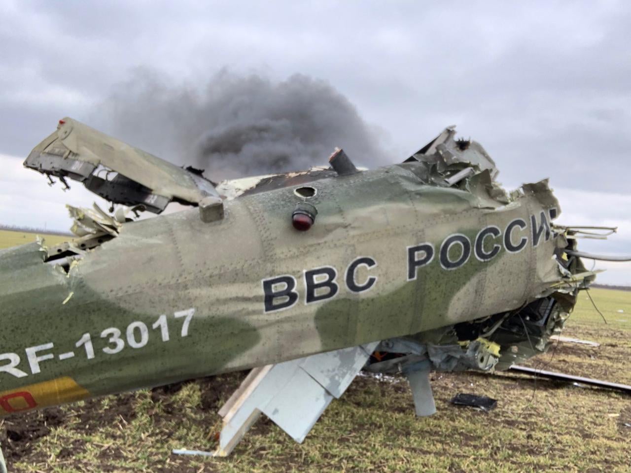 Біля Херсона українські військові знищили понад 30 гелікоптерів окупанта