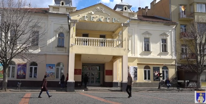 Мукачівський драматичний театр відновив роботу та запрошує глядачів (ВІДЕО)