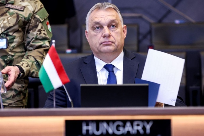Угорщина продовжує блокувати нові санкції проти рф