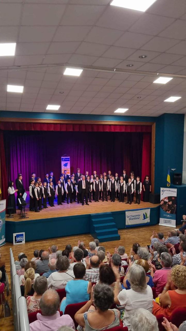Мукачівський хор хлопчиків та юнаків продовжує концертне турне Францією