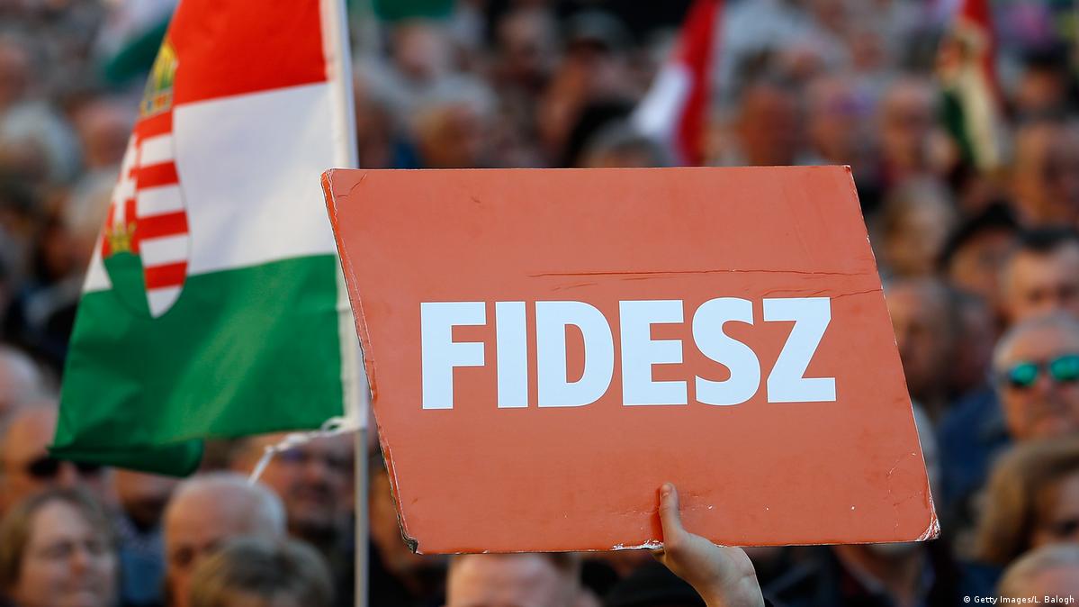 Партія орбана хоче провести в Угорщині опитування щодо підтримки санкцій проти рф