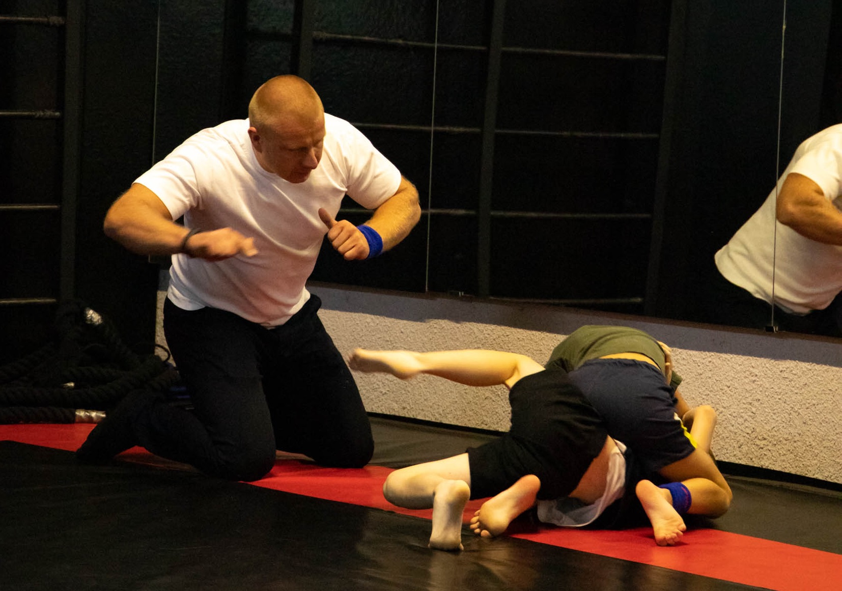 В Ужгороді проходить благодійний чемпіонат міста з бойового мистецтва комбат самозахист ІСО (ФОТО)