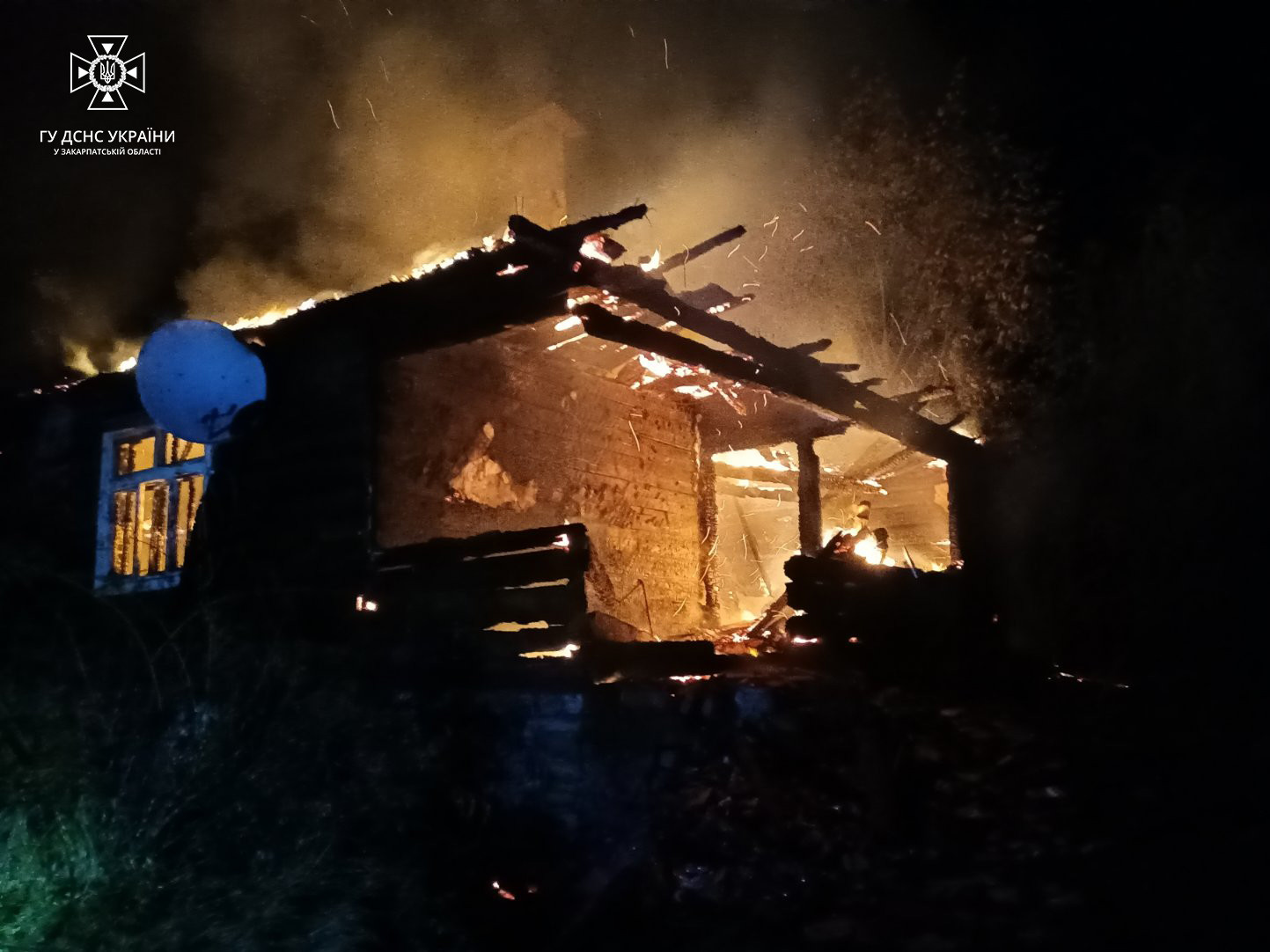 У Дубовому в пожежі будинка загинув 38-річний власник (ФОТО)