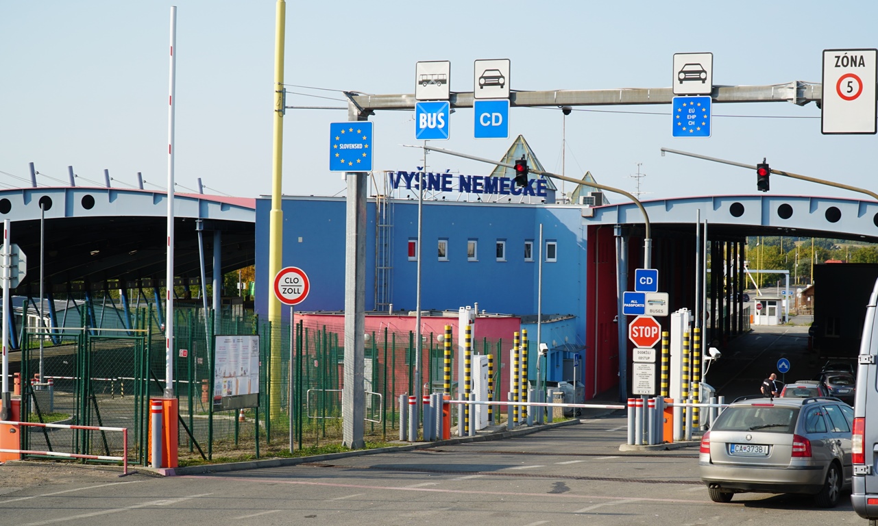 Словацькі перевізники блокуватимуть в ПП "Вишнє Нємецьке – Ужгород»" рух вантажівок, що рухаються на виїзд з України